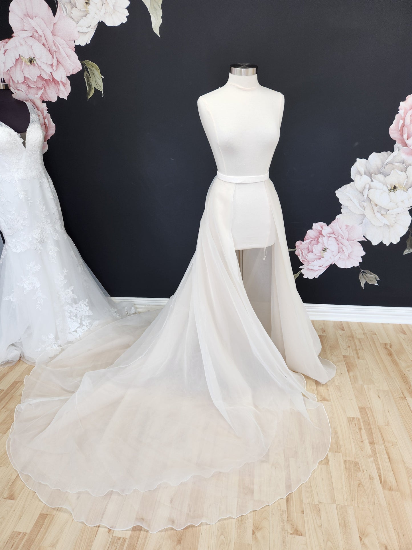 Justin Alexander 88085 de-attachable skirt