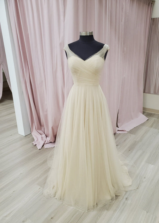 11029 Adore by Justin Alexander Wedding Dress