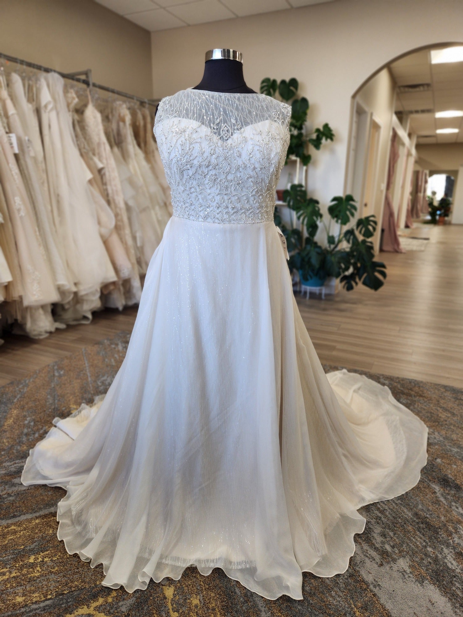 Justin Alexander Signature 99078 Wedding Dress