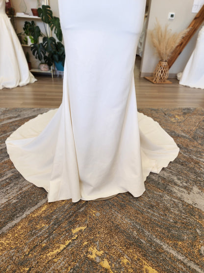 Clean and Classic Short Sleeve Open Back Wedding Dress