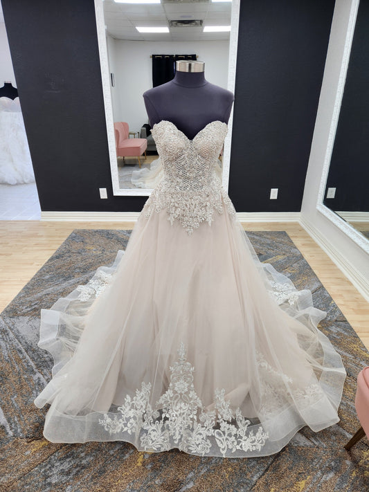 Sweetheart lace and beaded bodice A-line wedding dress