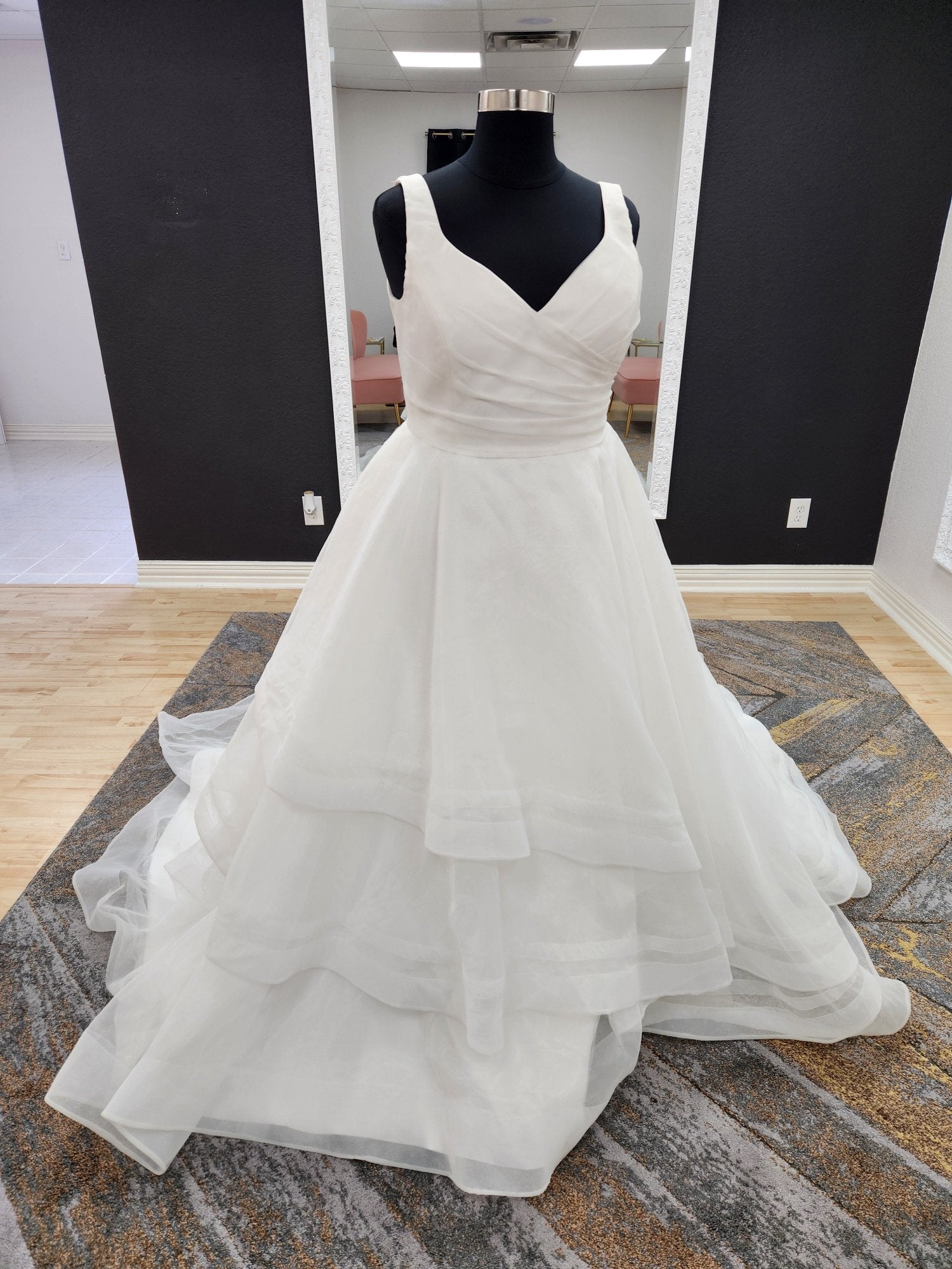 Plus size A-Line Ruffle Wedding Dress