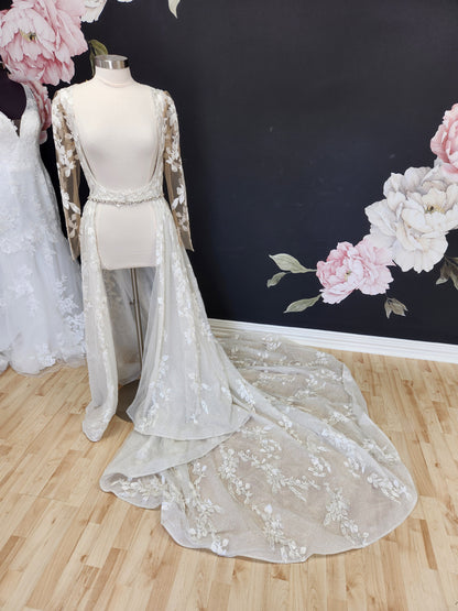 Ashley and Justin 11134  Lace  Coat Wedding Dress  Accessory