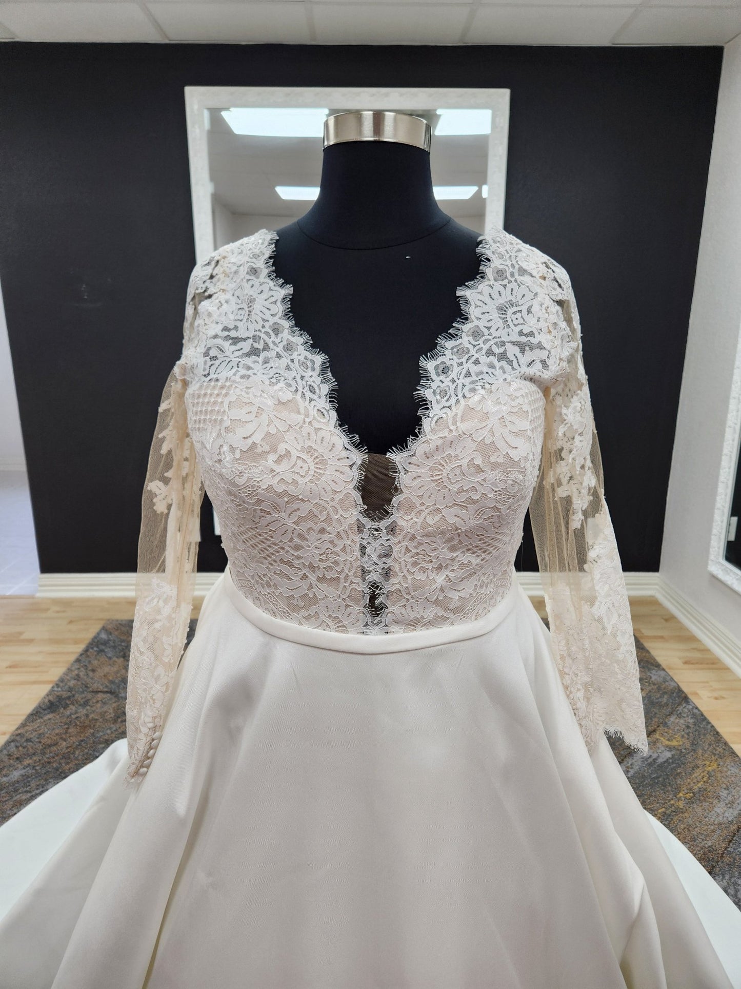 Justin Alexander Adore 11149 Wedding Dress