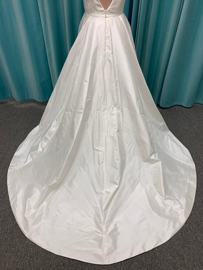 4850 Paloma Blanca Silk Wedding Dress Aline pockets spaghetti straps  Paloma Blanca 4850