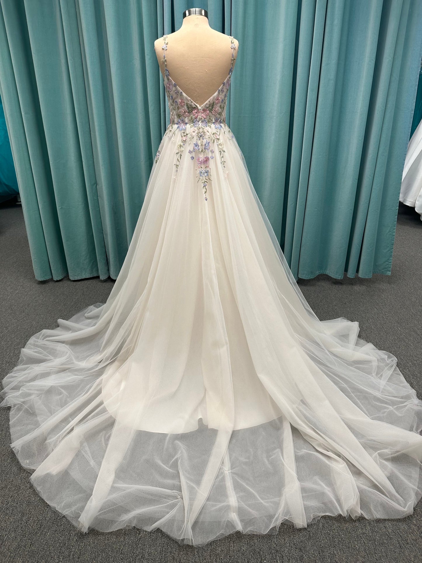 Stella York 8063 Wedding Dress