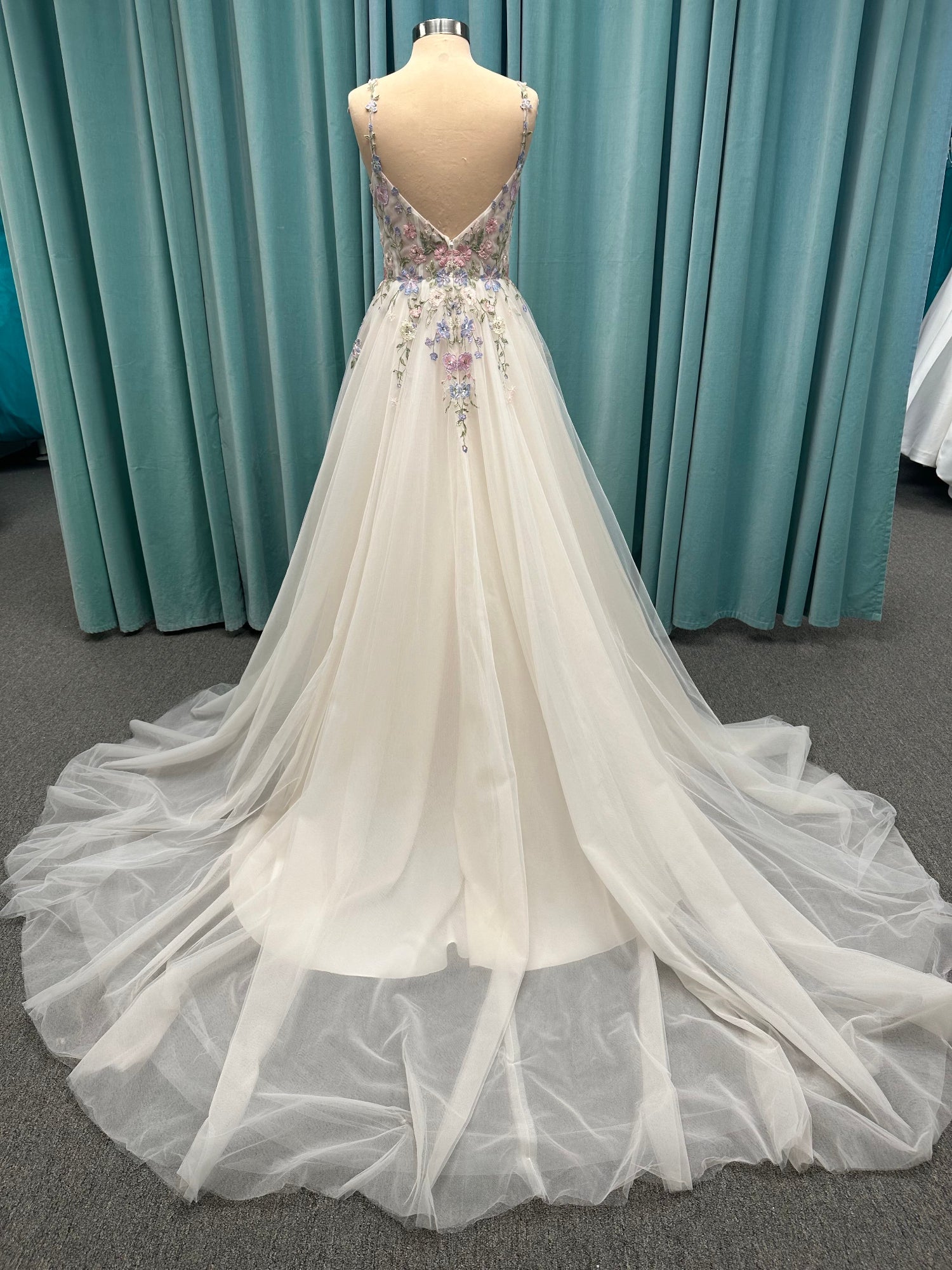 Stella York 8063 Wedding Dress