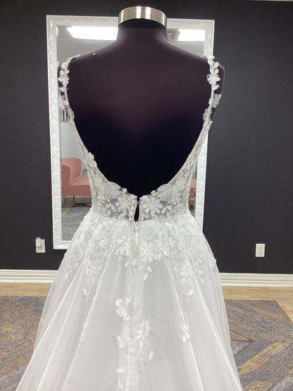 Organza and Lace A-line Wedding Dress