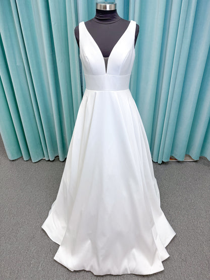 Stella York 6758 Wedding Dress