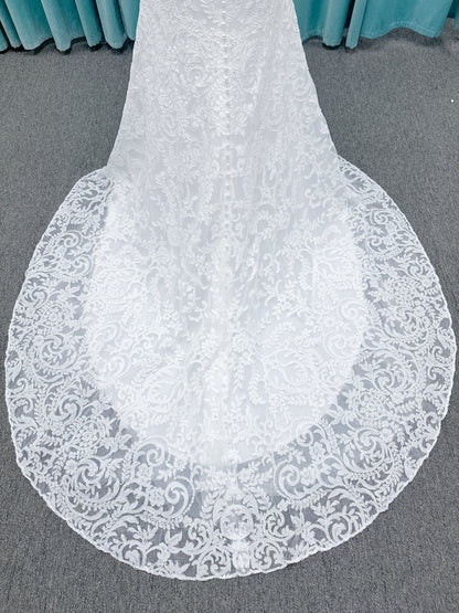 Dondi Fit and Flare Wedding Dress in Ivory, Size 14 — allover lace, fitted bodice, dramatic flare skirt