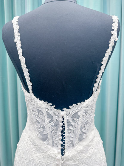 Dondi Fit and Flare Wedding Dress in Ivory, Size 14 — allover lace, fitted bodice, dramatic flare skirt