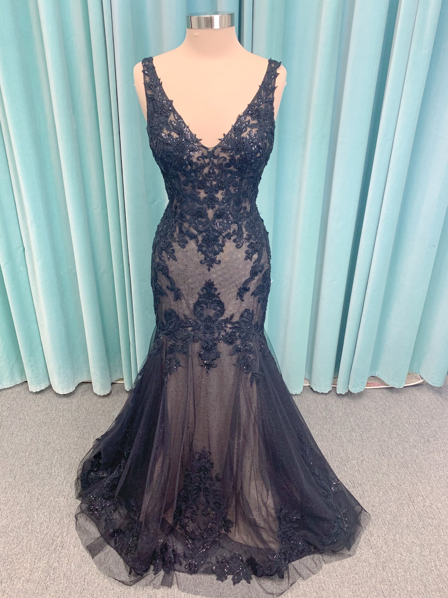 Drusilla Mermaid Wedding Dress in Black/Nude, Size 12 — lace appliqués, subtle sparkle, mermaid flare hem
