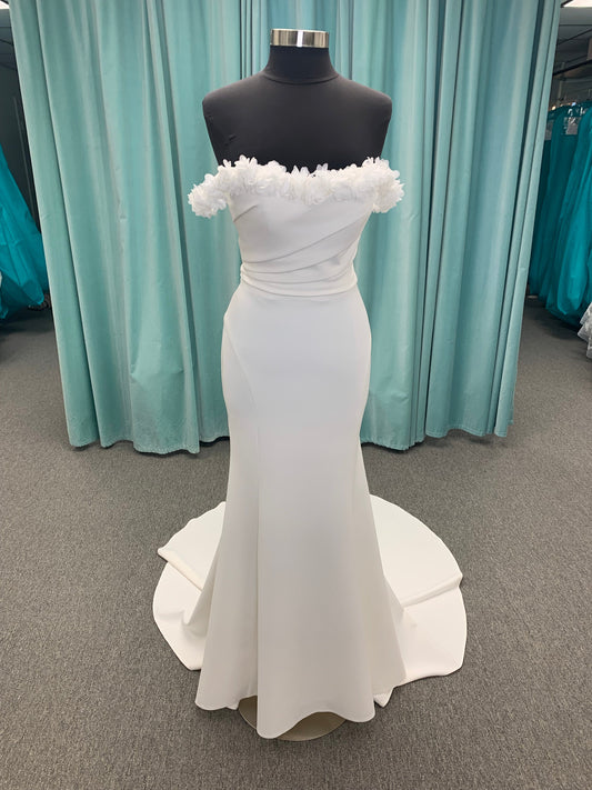 Off the Shoulder Fitted with Floral Neckline Wedding Dress