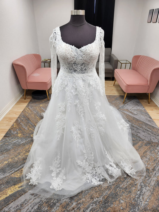 Stella York 7546 Plus Size Wedding Dress