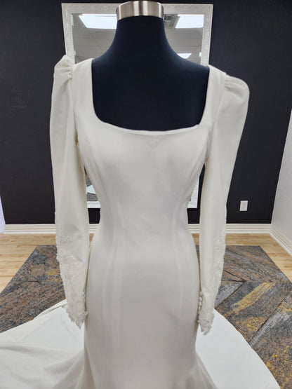 Long Sleeve with Lace Accents Fitted Wedding Dress