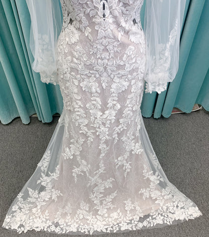 Morilee Jeannie style 2513 plunging neck Chantilly lace fit-and-flare wedding dress with detachable bishop sleeves, size 12
