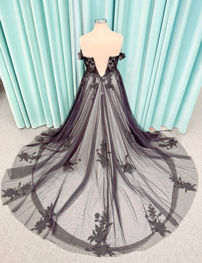 Jeslyn Noir Plus Size A-line Wedding Dress in Black/Nude, Size 18 — black floral appliqués, off-the-shoulder, layered tulle