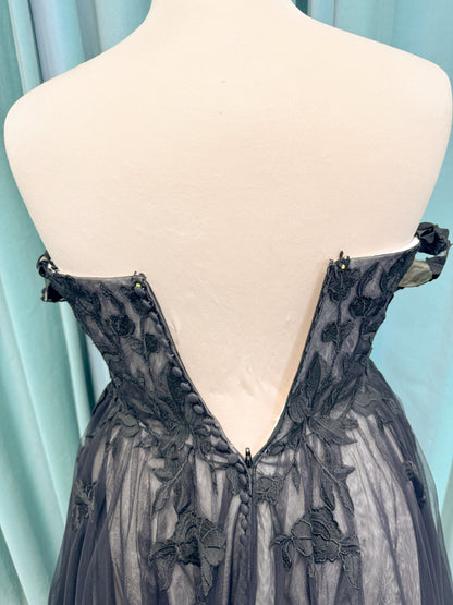Jeslyn Noir Plus Size A-line Wedding Dress in Black/Nude, Size 18 — black floral appliqués, off-the-shoulder, layered tulle