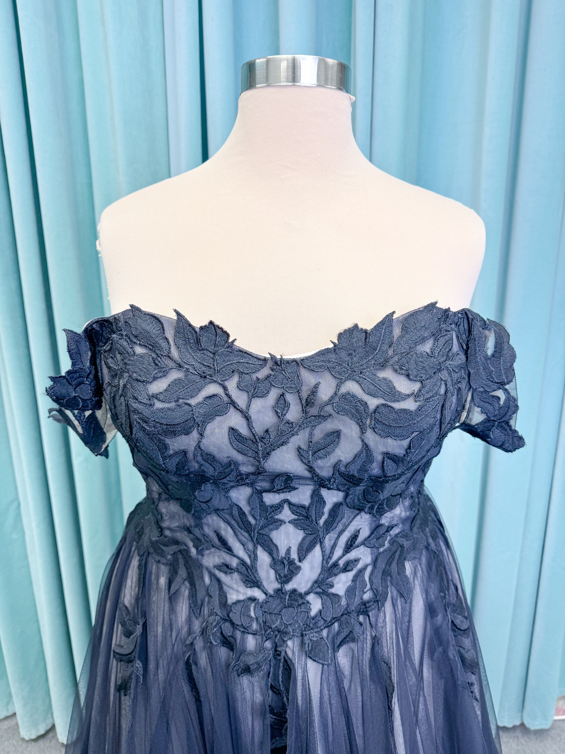 Jeslyn Noir Plus Size A-line Wedding Dress in Black/Nude, Size 18 — black floral appliqués, off-the-shoulder, layered tulle