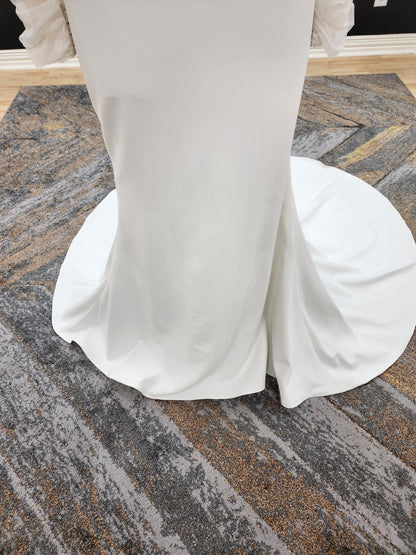 Bishop Lace Sleeves Fitted Wedding Dress