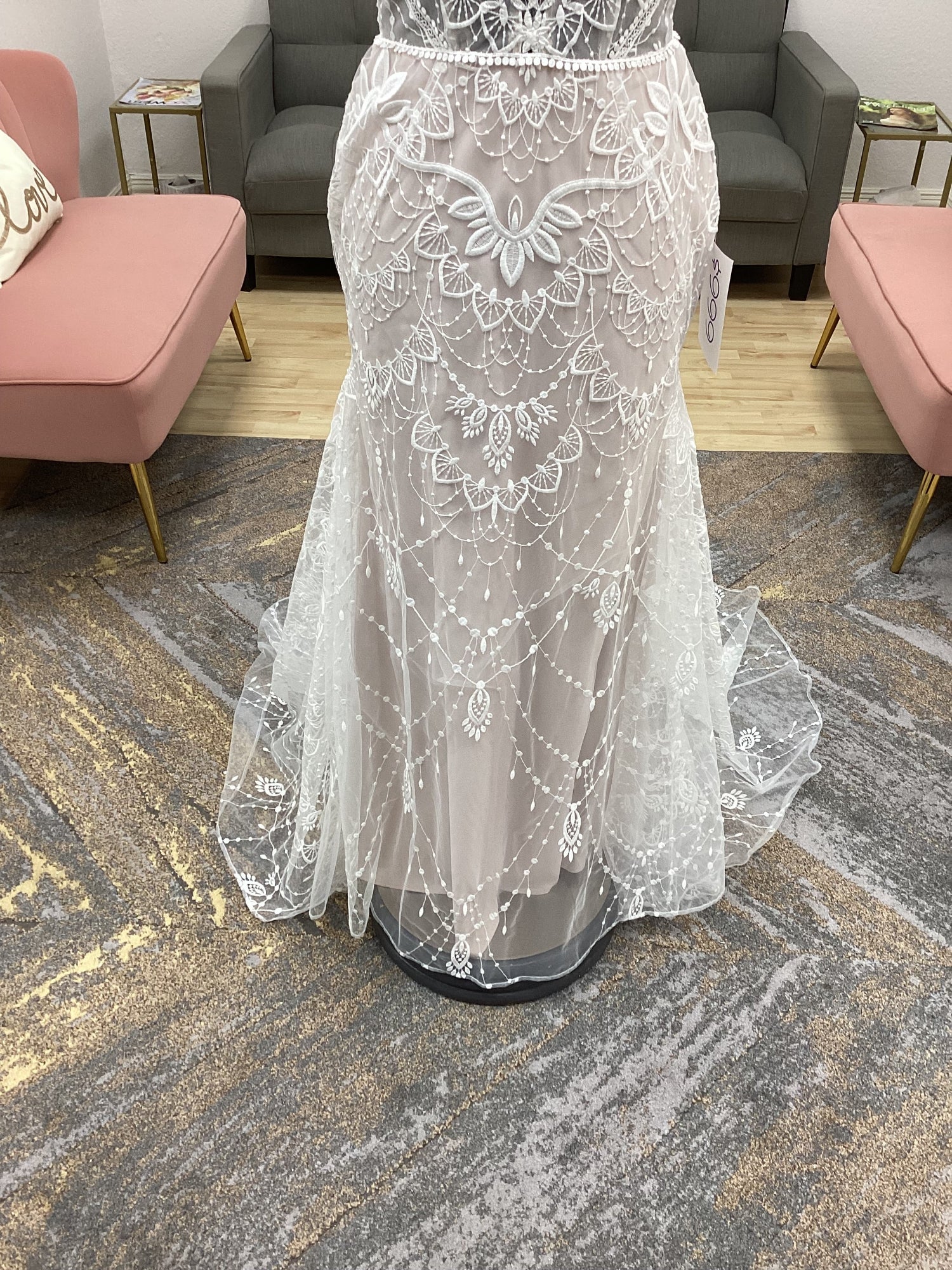 Western Lace Fitted Dress with Spaghetti straps Wedding Dress Western Lace Fitted Dress with Spaghetti straps Wedding Dress