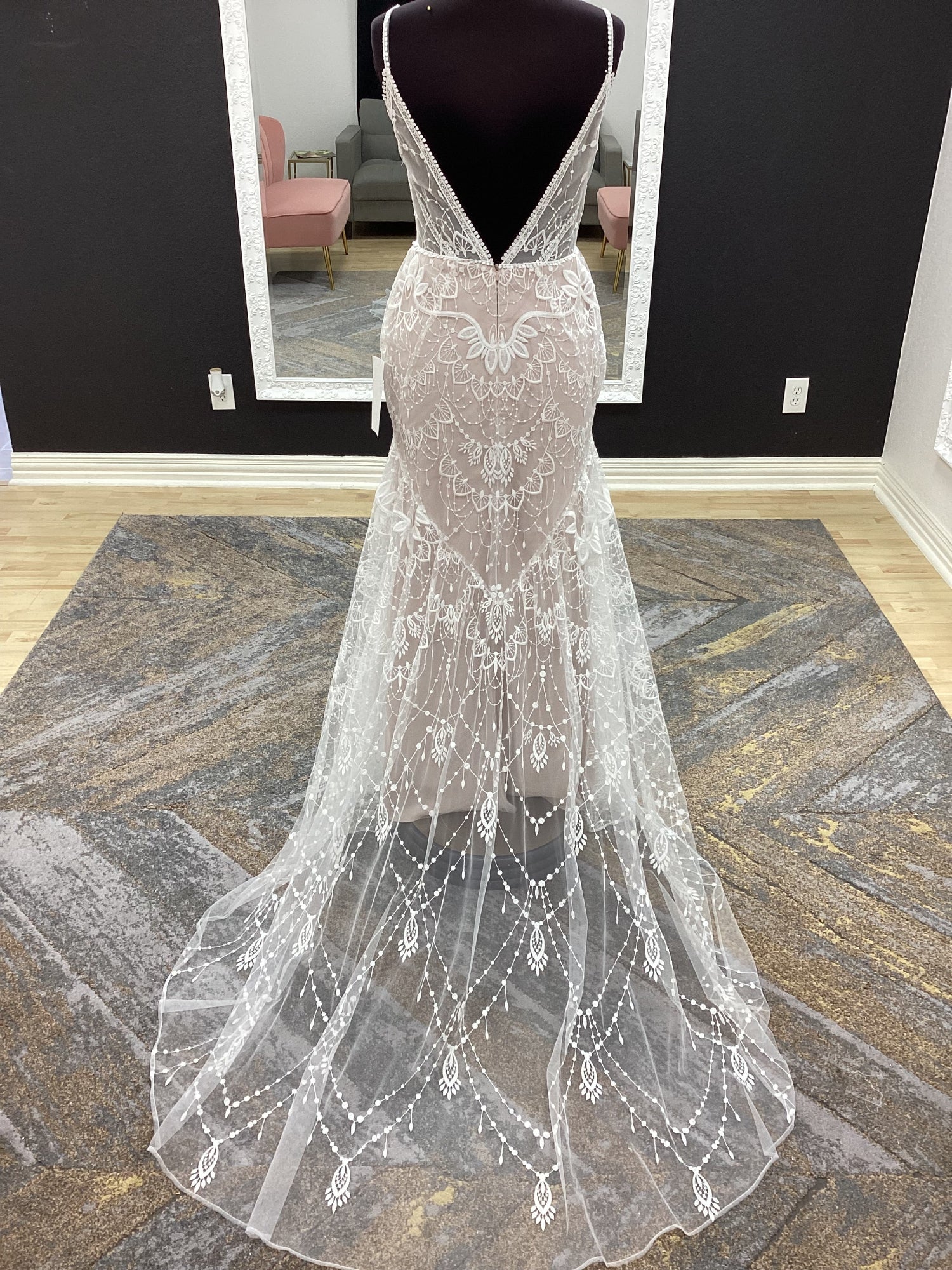 Western Lace Fitted Dress with Spaghetti straps Wedding Dress Western Lace Fitted Dress with Spaghetti straps Wedding Dress