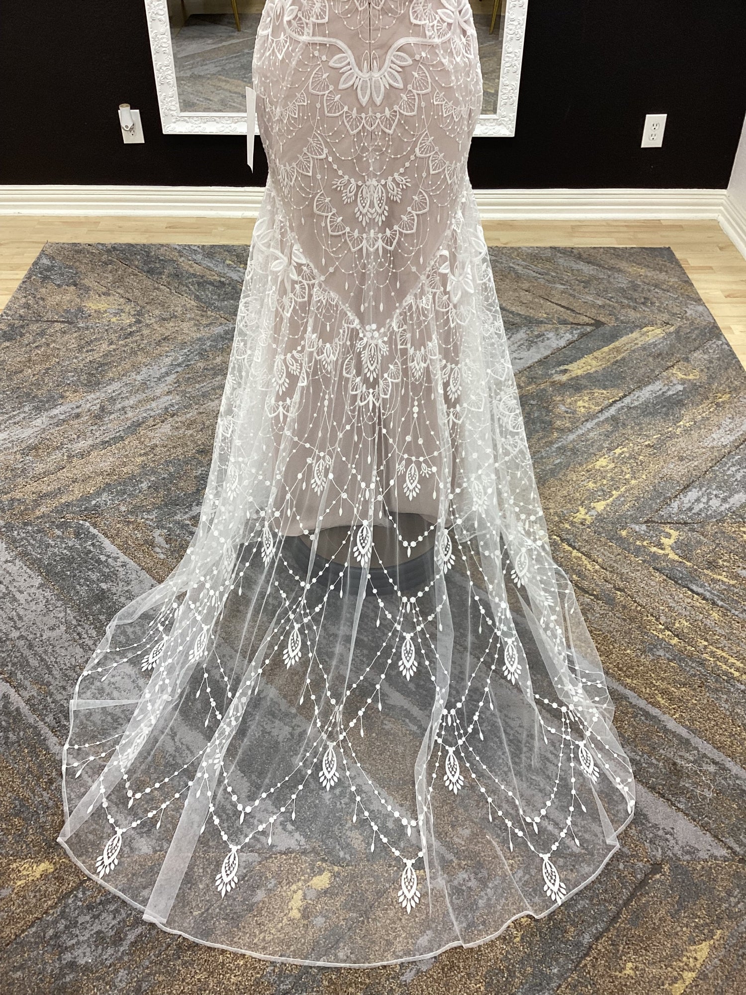 Western Lace Fitted Dress with Spaghetti straps Wedding Dress Western Lace Fitted Dress with Spaghetti straps Wedding Dress