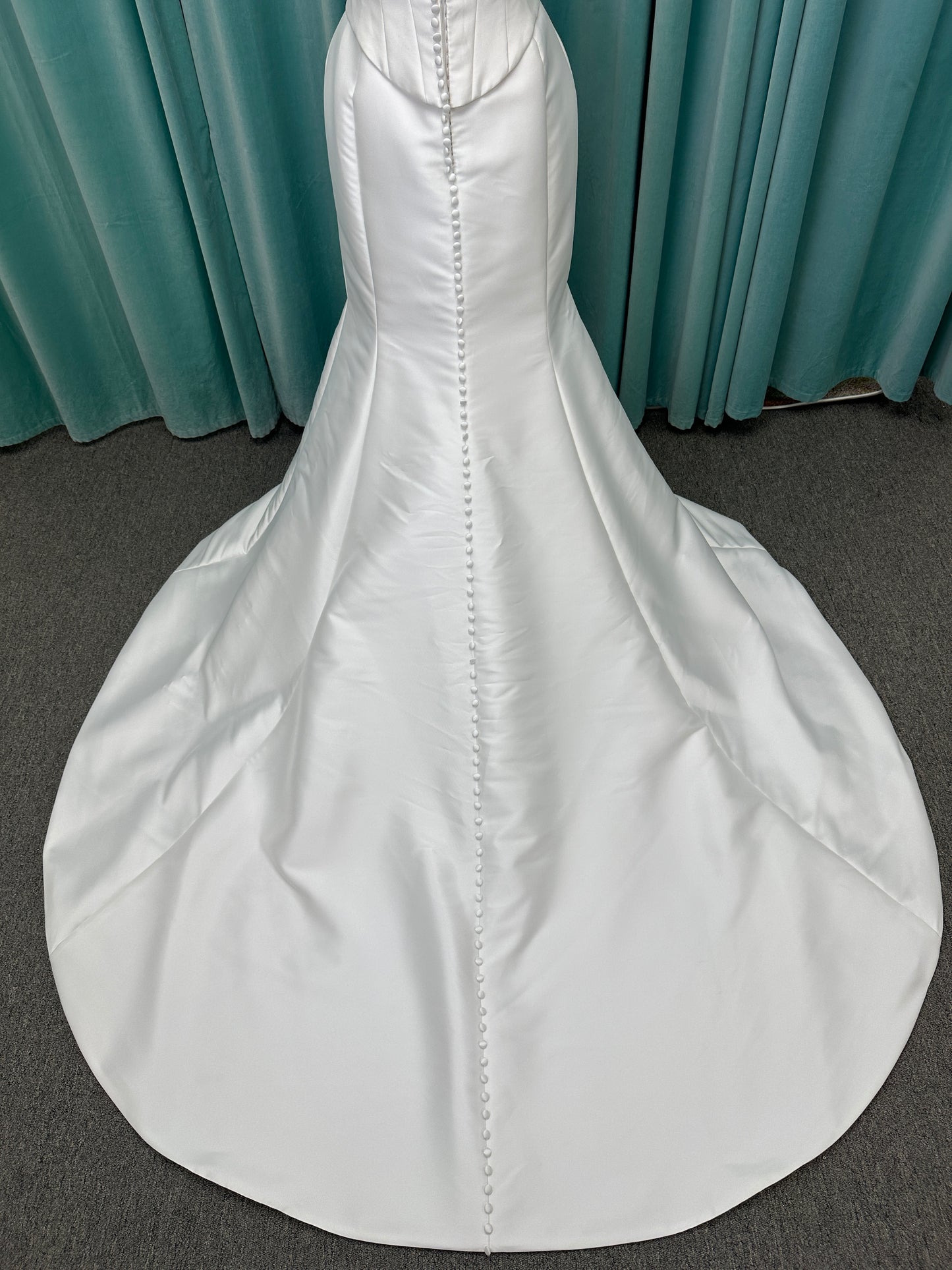 Paityn Strapless Scoop Neck Fit-and-Flare Wedding Dress with Drop Waist and Overskirt