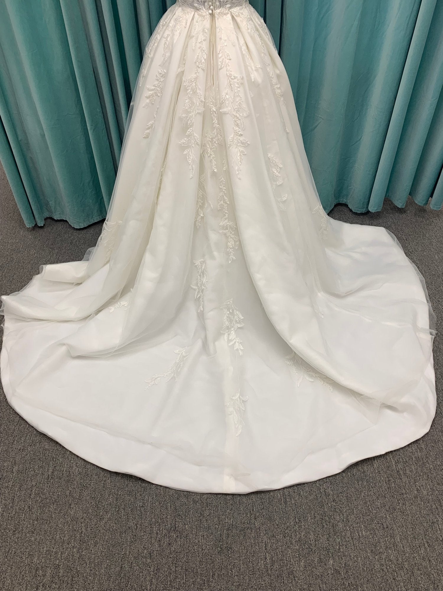 Justin Alexander Hamlin 88360 Wedding Dress