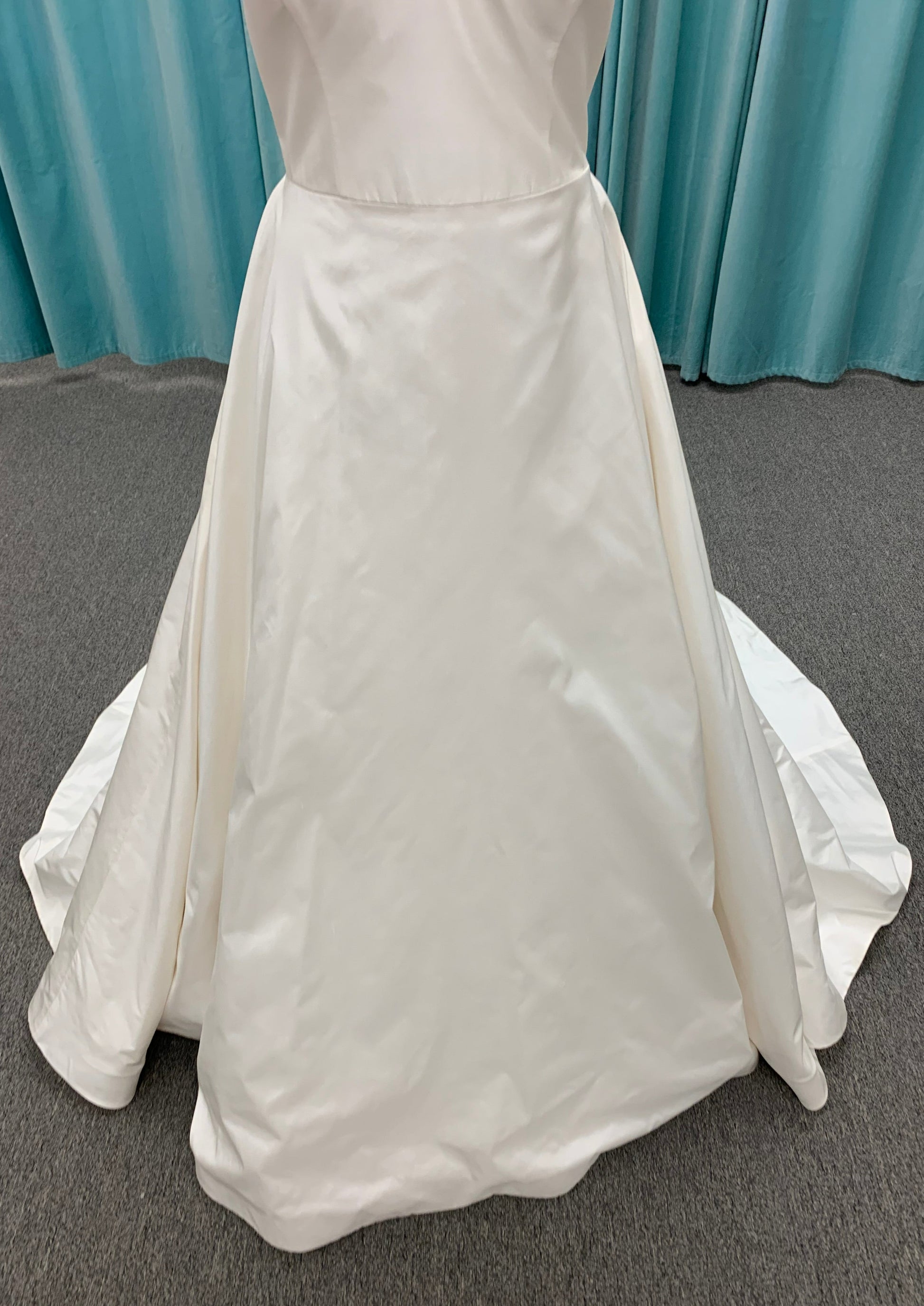  Silk Wedding Dress Aline pockets spaghetti straps  Paloma Blanca 4850