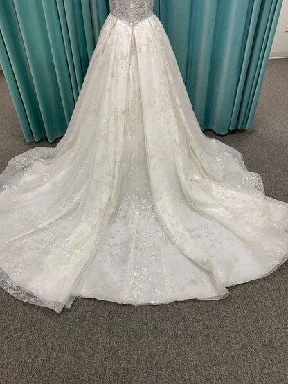 Essense of Australia D3711 Wedding Dress