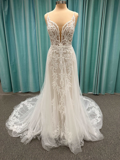 Essense of Australia D3324 Wedding Dress