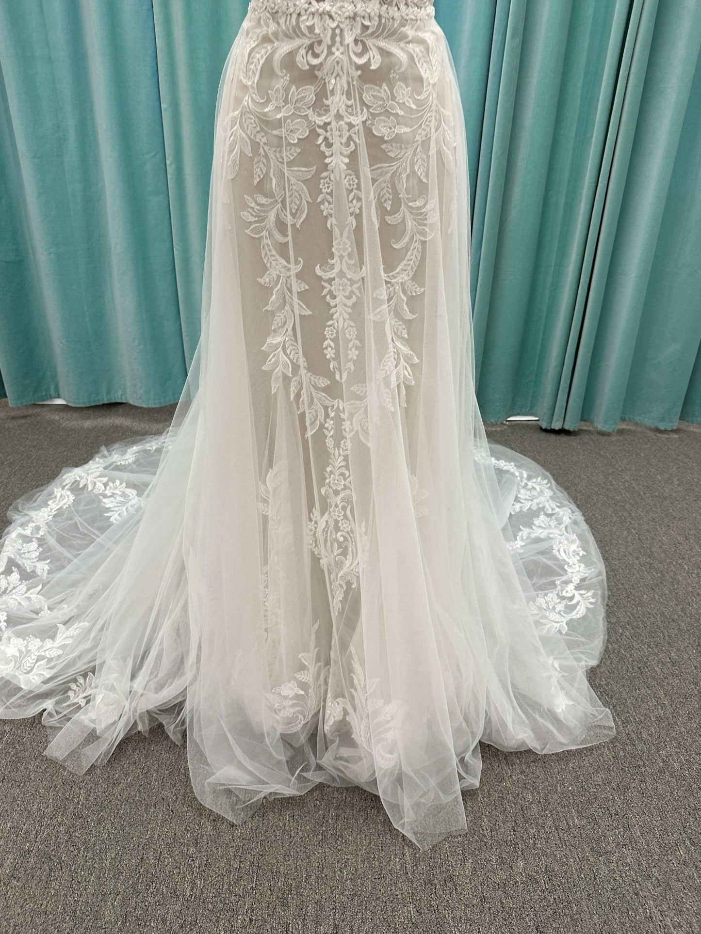 Essense of Australia D3324 Wedding Dress