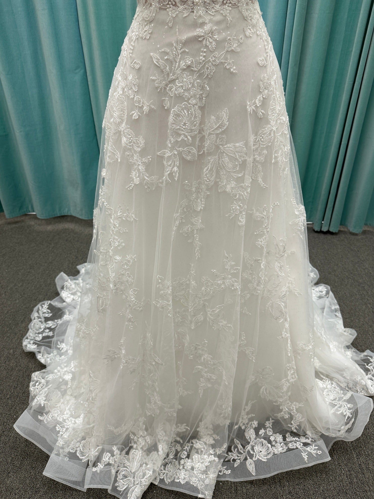 Essense of Australia D3127 Wedding Dress