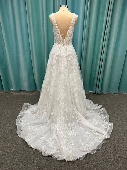 Essense of Australia D3127 Wedding Dress