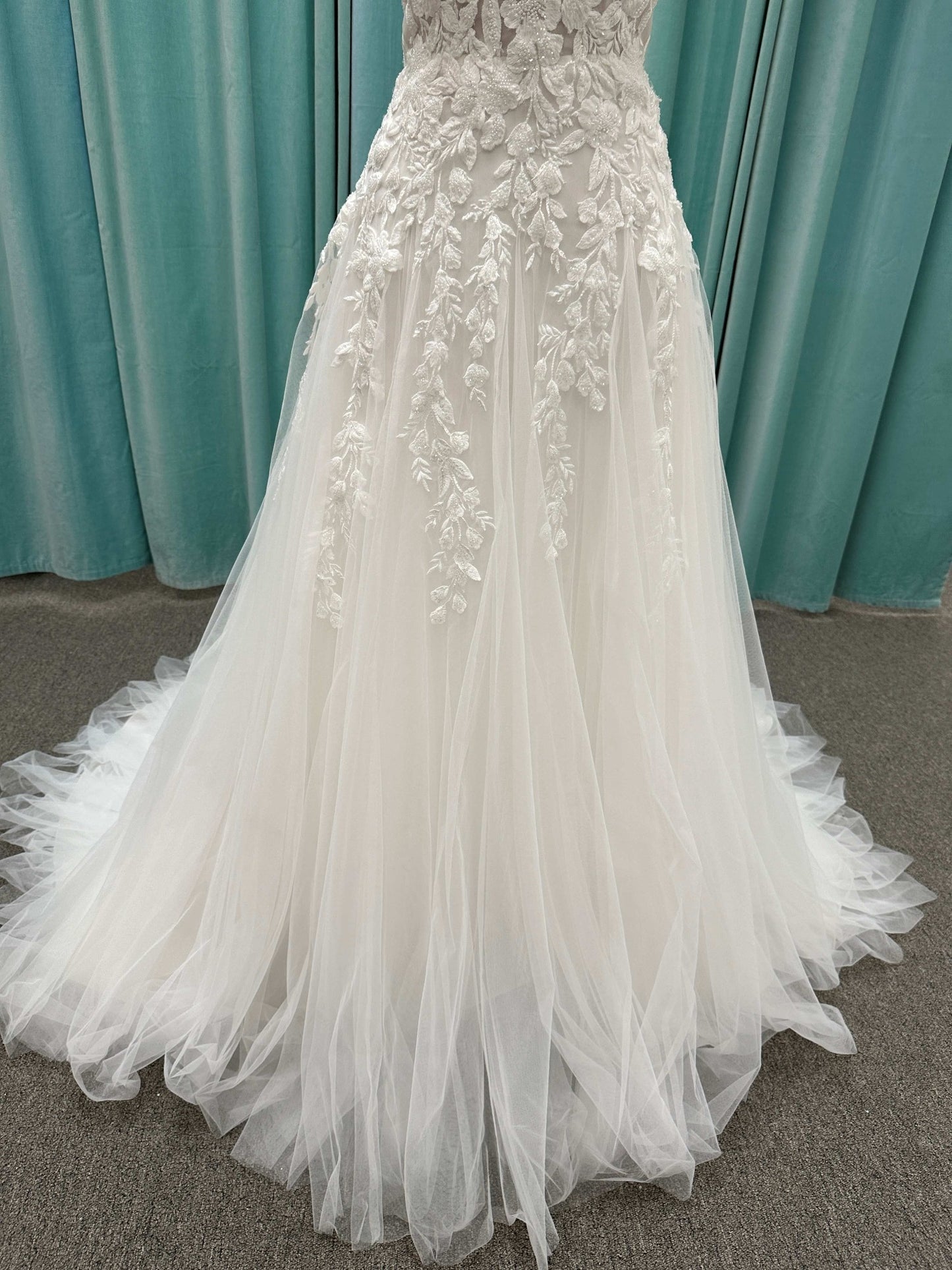 Stella York 7413 Wedding Dress