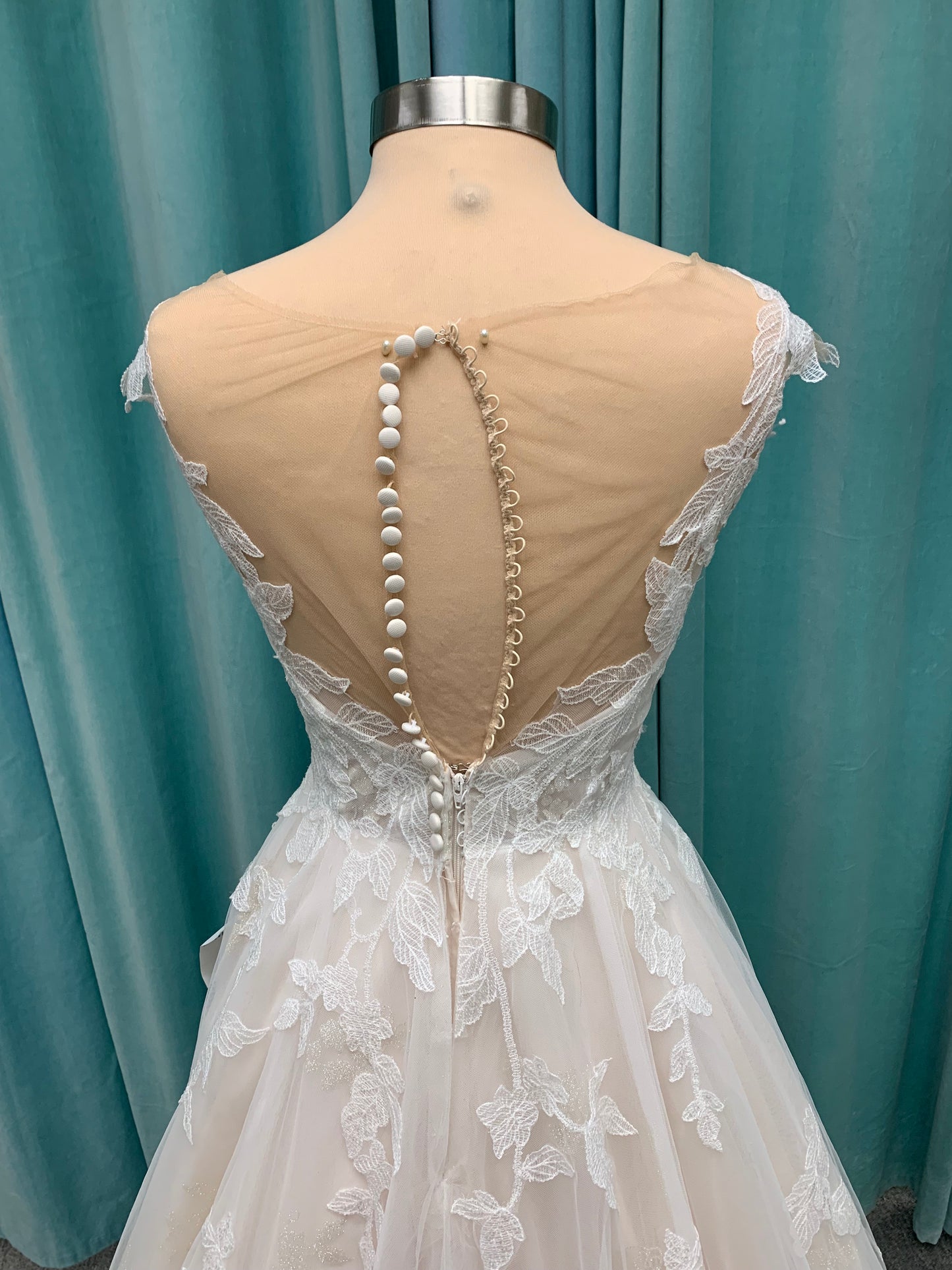 Essense of Australia D3293 Wedding Dress