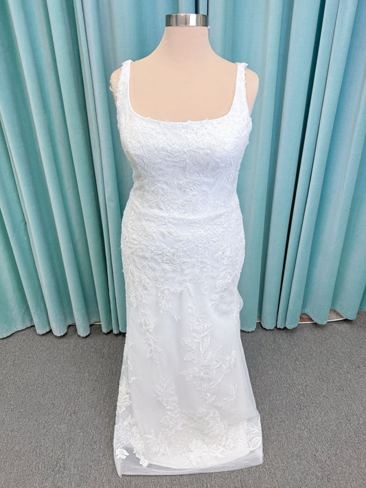 Reid Plus Size Mermaid Wedding Dress in Ivory, Size 22 — intricate floral lace appliqués, fitted mermaid silhouette