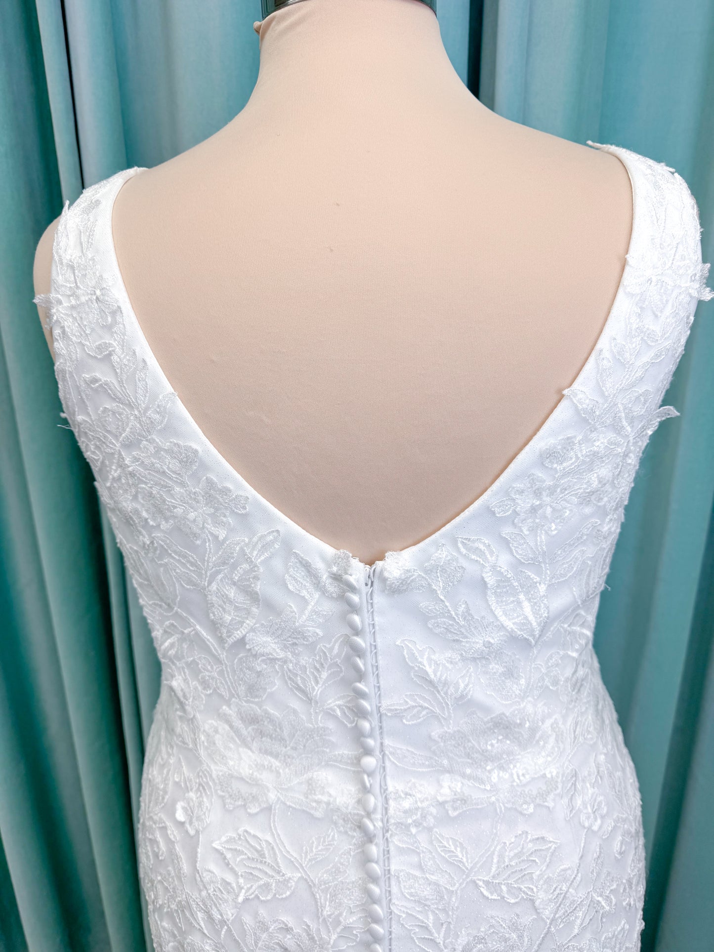 Reid Plus Size Mermaid Wedding Dress in Ivory, Size 22 — intricate floral lace appliqués, fitted mermaid silhouette