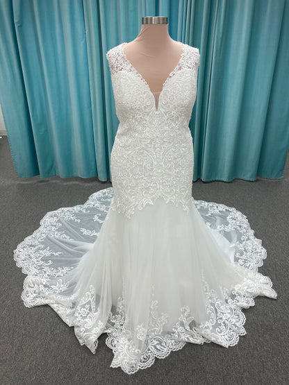 Morilee Shirley 5815 Plus Size Wedding Dress