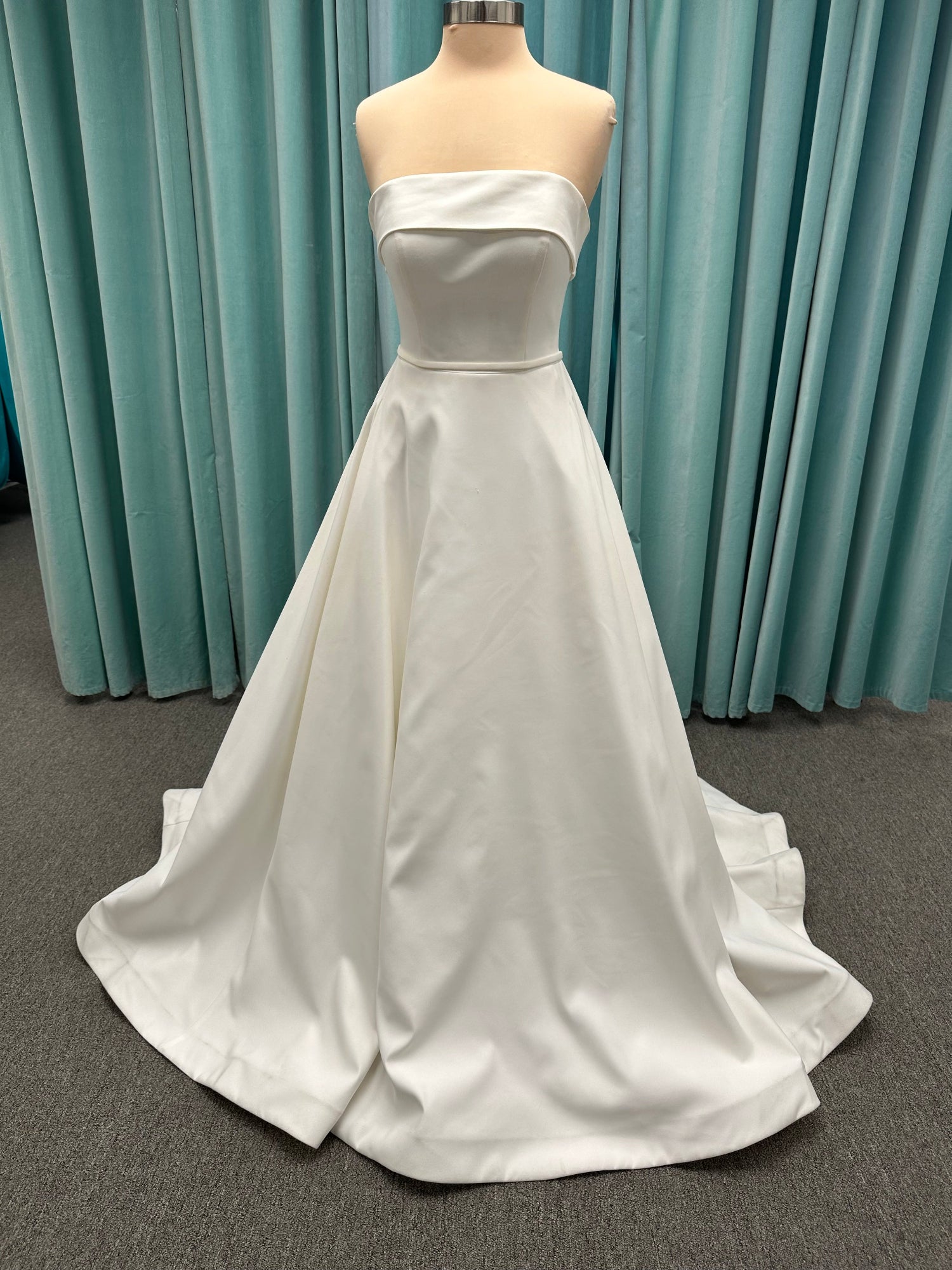 Stella York 7045 Wedding Dress