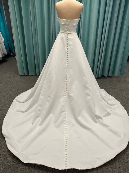 Stella York 7045 Wedding Dress