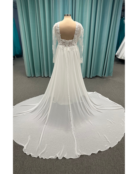 Stella York 7699 Plus Size Wedding Dress