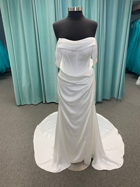 Essense of Australia D4093 Wedding Dress