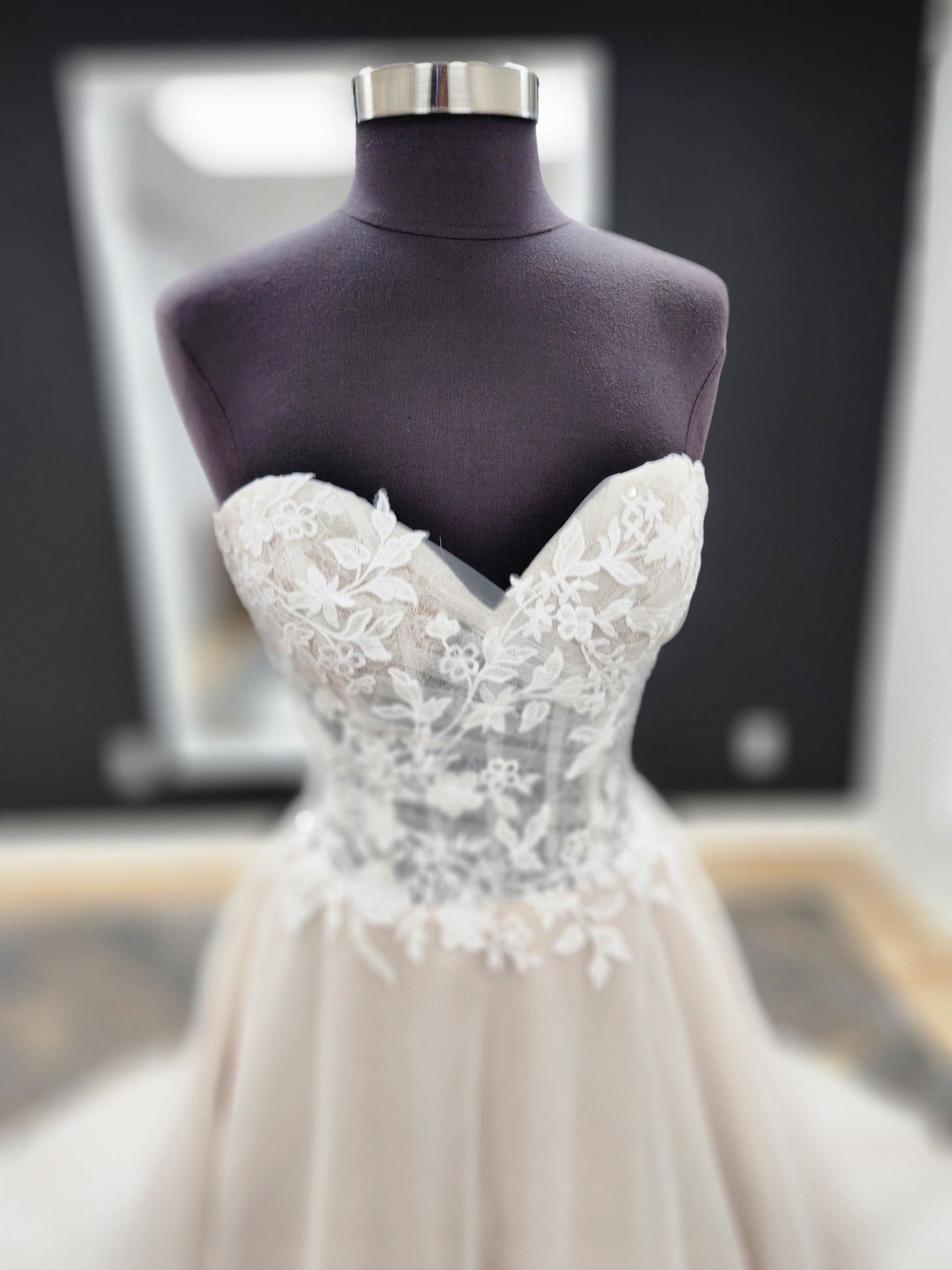 Lace Sweetheart bodice A-line Wedding dress