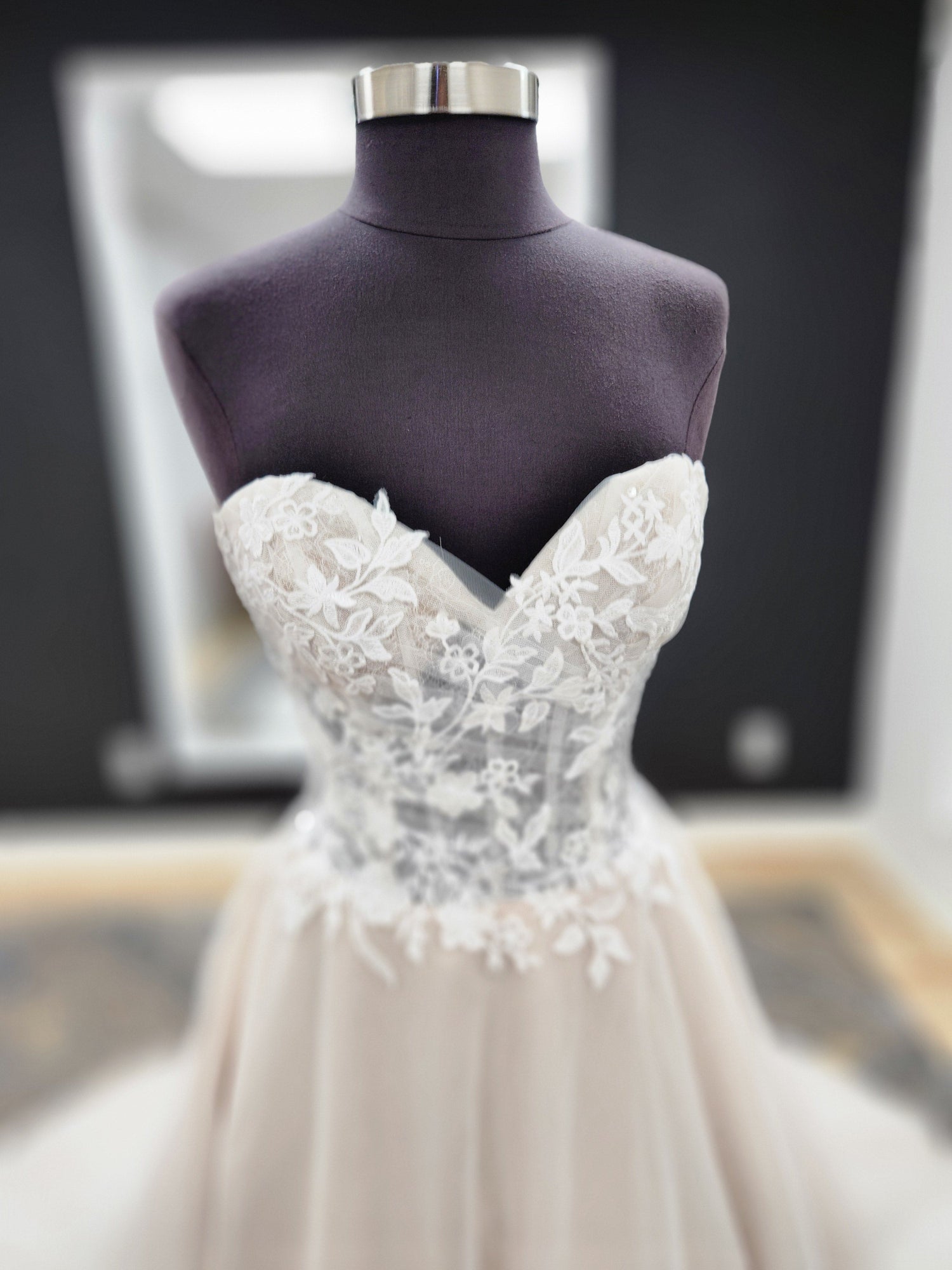 Lace Sweetheart bodice A-line Wedding dress