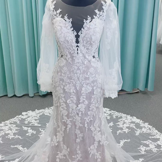 Morilee Jeannie style 2513 plunging neck Chantilly lace fit-and-flare wedding dress with detachable bishop sleeves, size 12