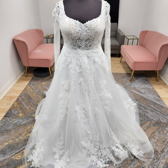 Stella York 7546 Plus Size Wedding Dress