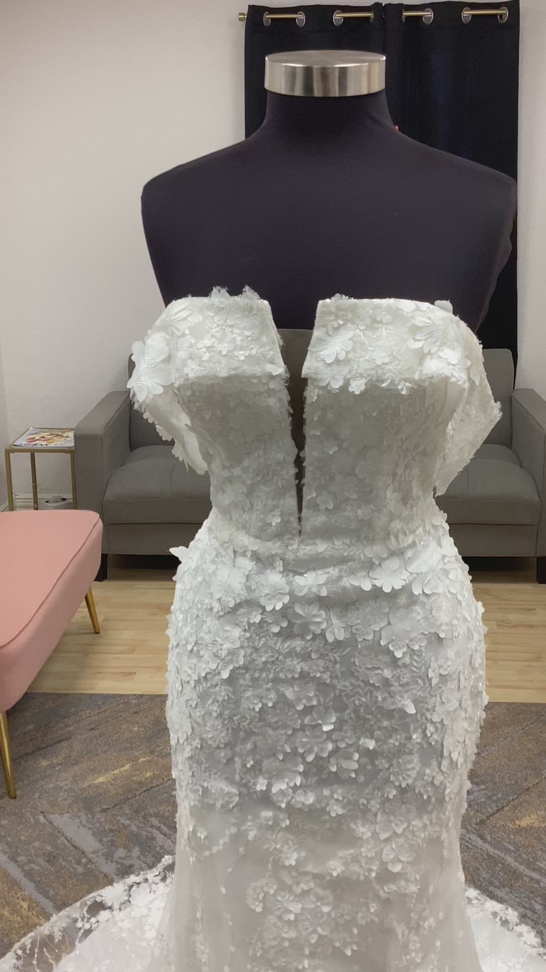 3d Floral Fitted Wedding Dress