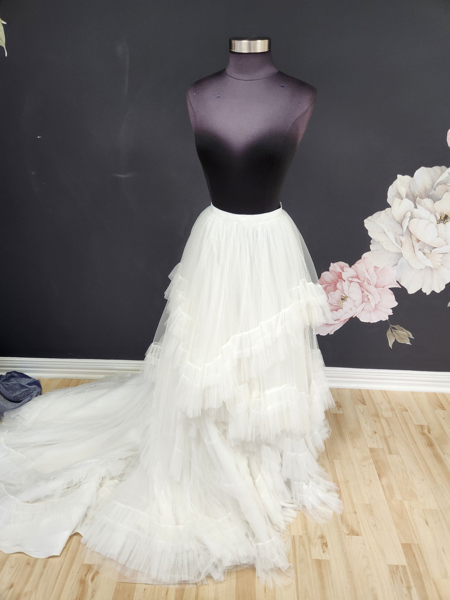 Lined Ruffle Removable Wedding Dress  Over Skirt